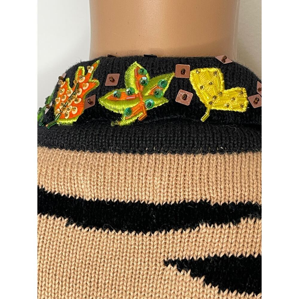 Berek Tiger Striped Embroidered Cardigan Knit Sweater size M Tan/Black Vintage - Picture 6 of 11